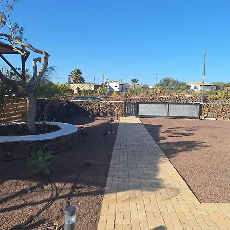 Dragon Y Luck By Sea There Fuerteventura Apartment La Oliva